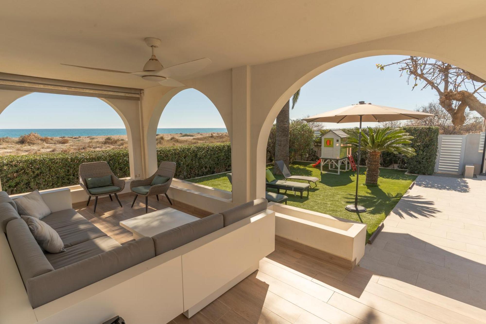 Exquisita Villa Frente Al Mar Sagunto Bagian luar foto